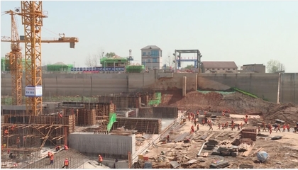 李摯調研華容六門閘排澇工程施工進展，強調質量與進度并重